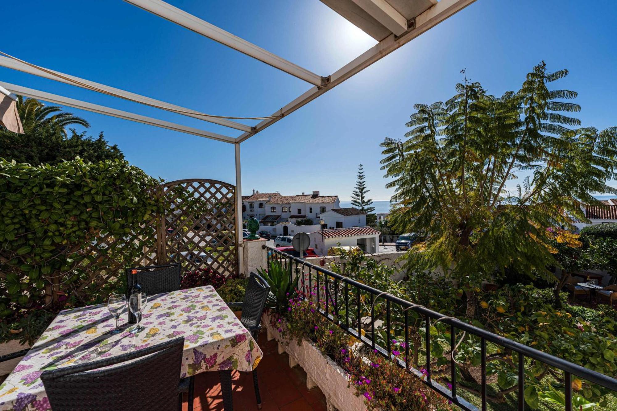 Limoneros 26 * Nerja